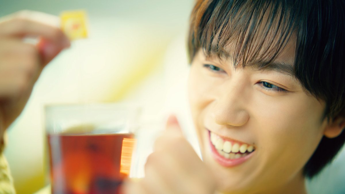 Snow Man阿部亮平 「リプトン」ブランドアンバサダー就任💚 「イエロー