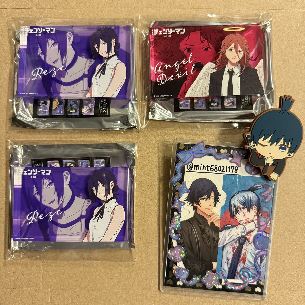 チ*シ様 チェンソーマン×タワーレコード ポストカード・缶バッジ 2個