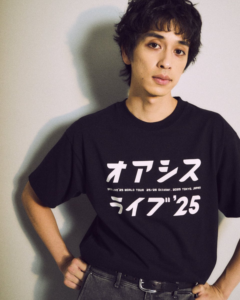 oasis 東京限定 ショッパー付き Tシャツ 富士山 日本限定 オアシスの