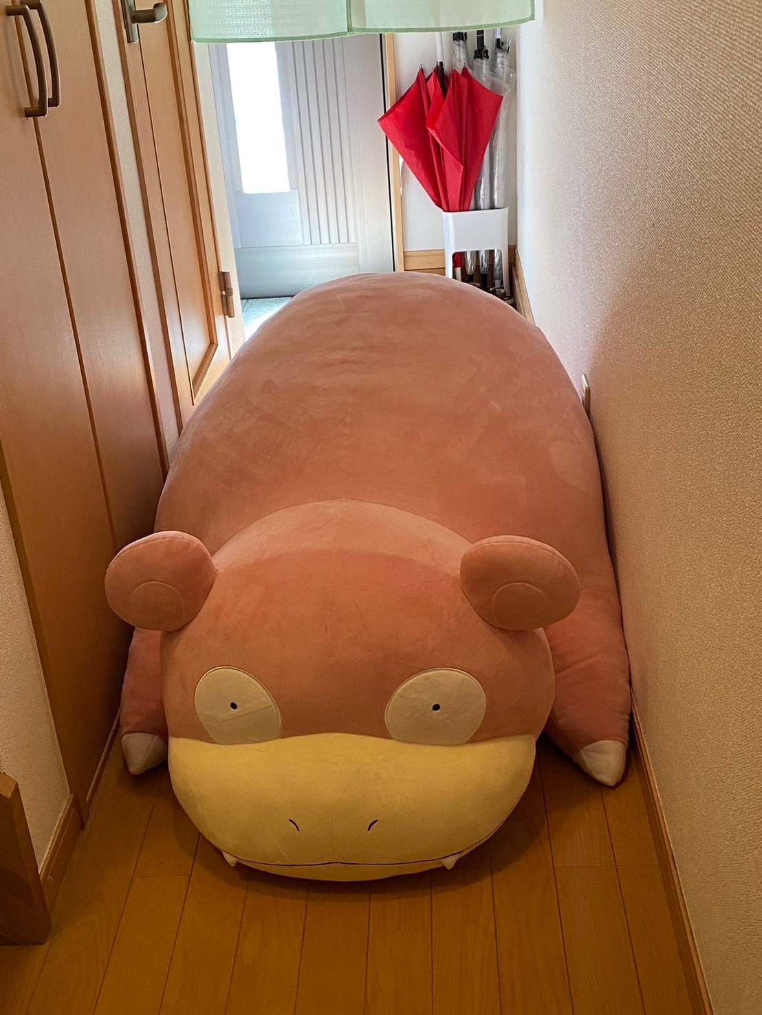 等身大ヤドン ぬいぐるみ ぬいぐるみ 等身大ヤドン」が登場！ポケモン