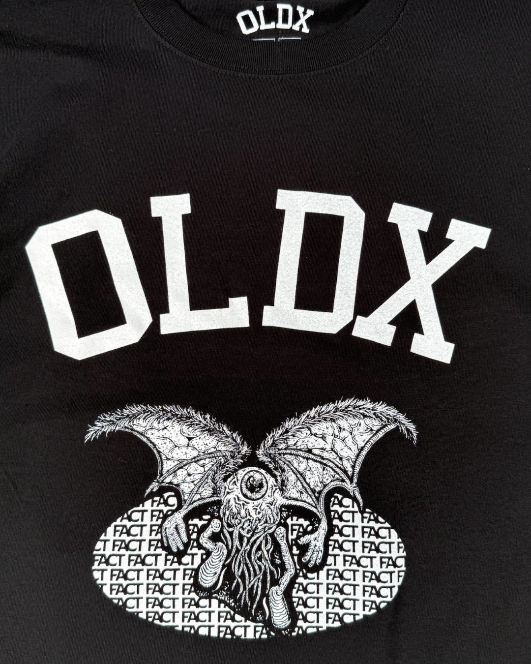 OLDX FACT Tシャツ