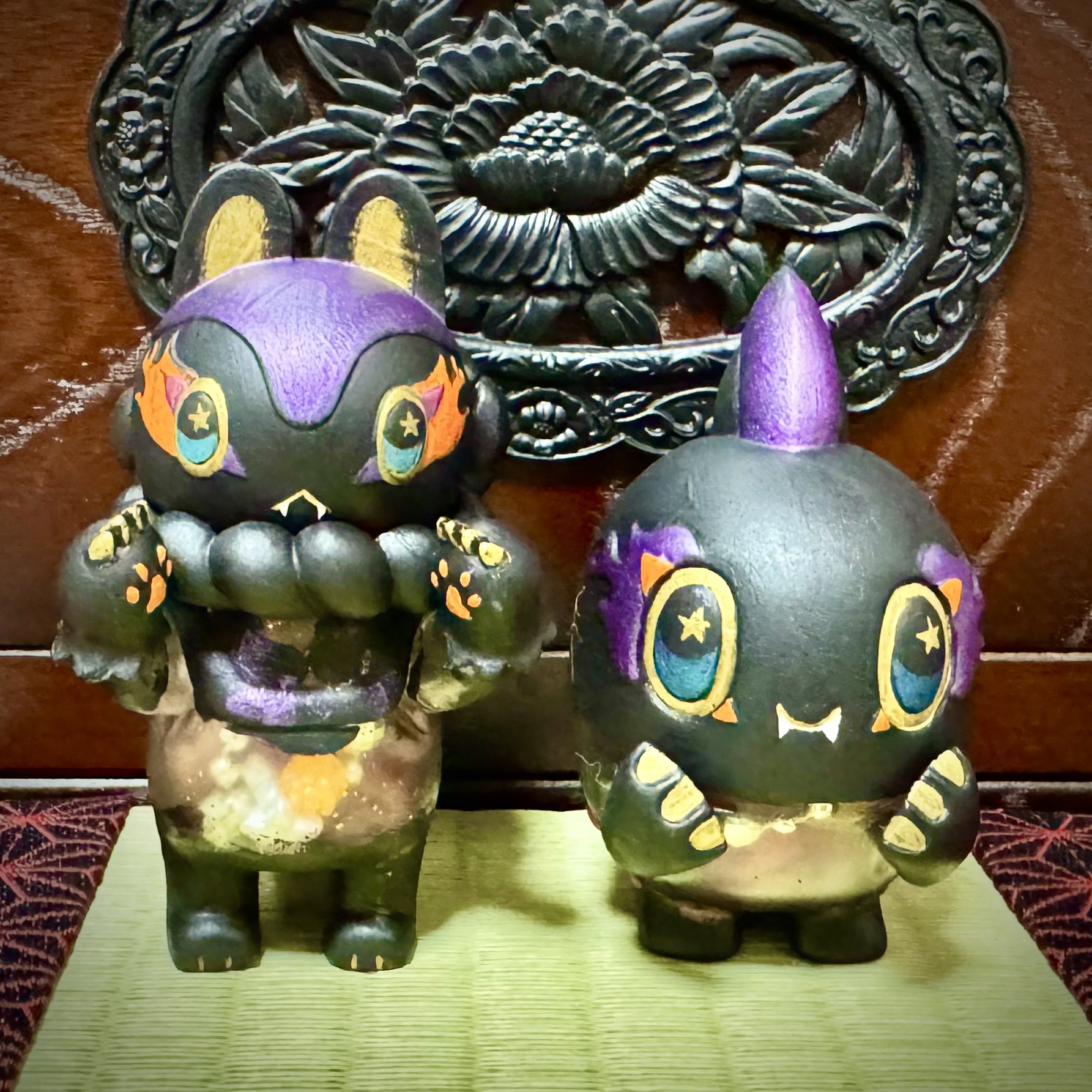 郷土玩具怪獣イヌハリゴン スケルトン イラストサイン入り ソフビ 照紗