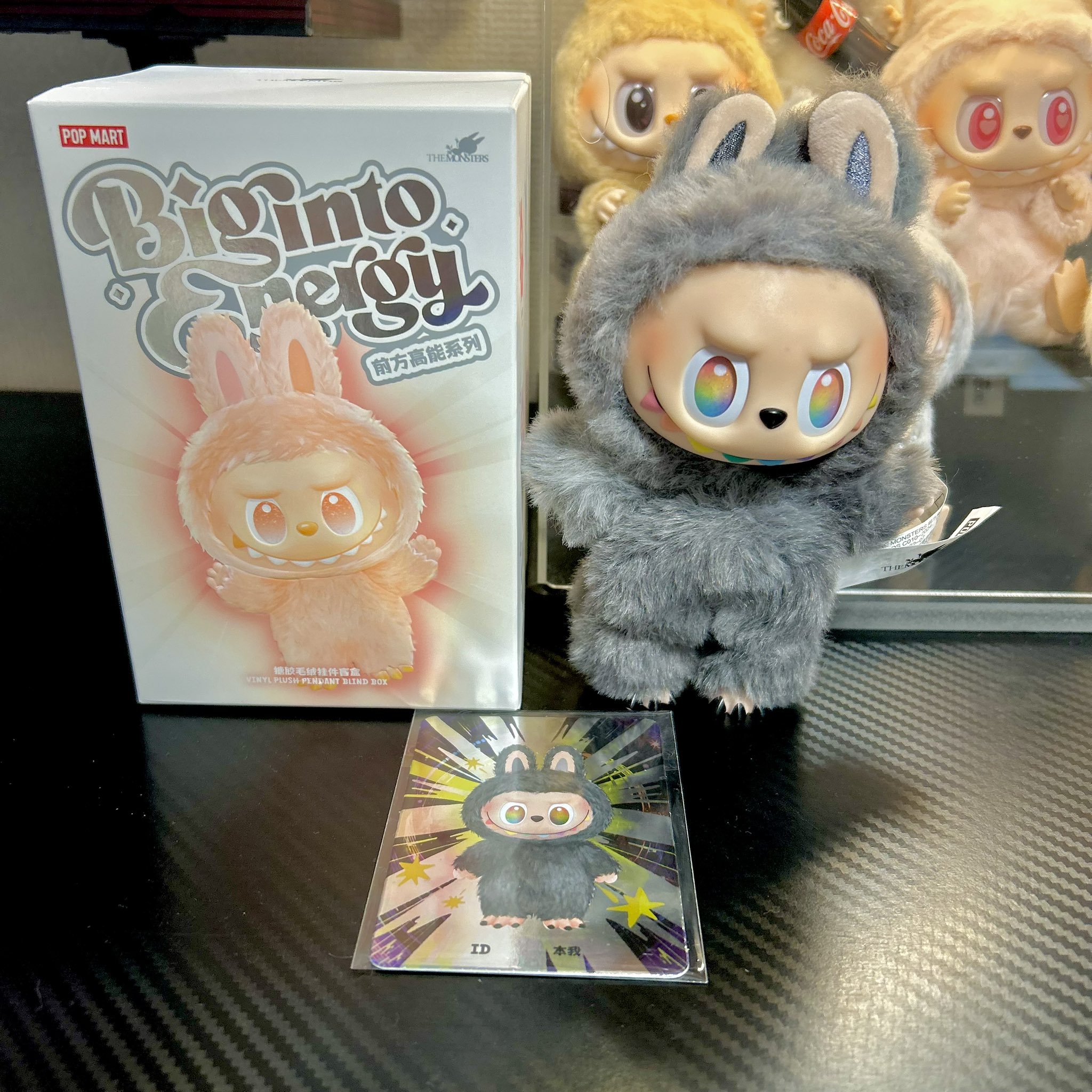 未来 POPMART ラブブ本我 id シークレットぬいぐるみ POPMART ラブブ