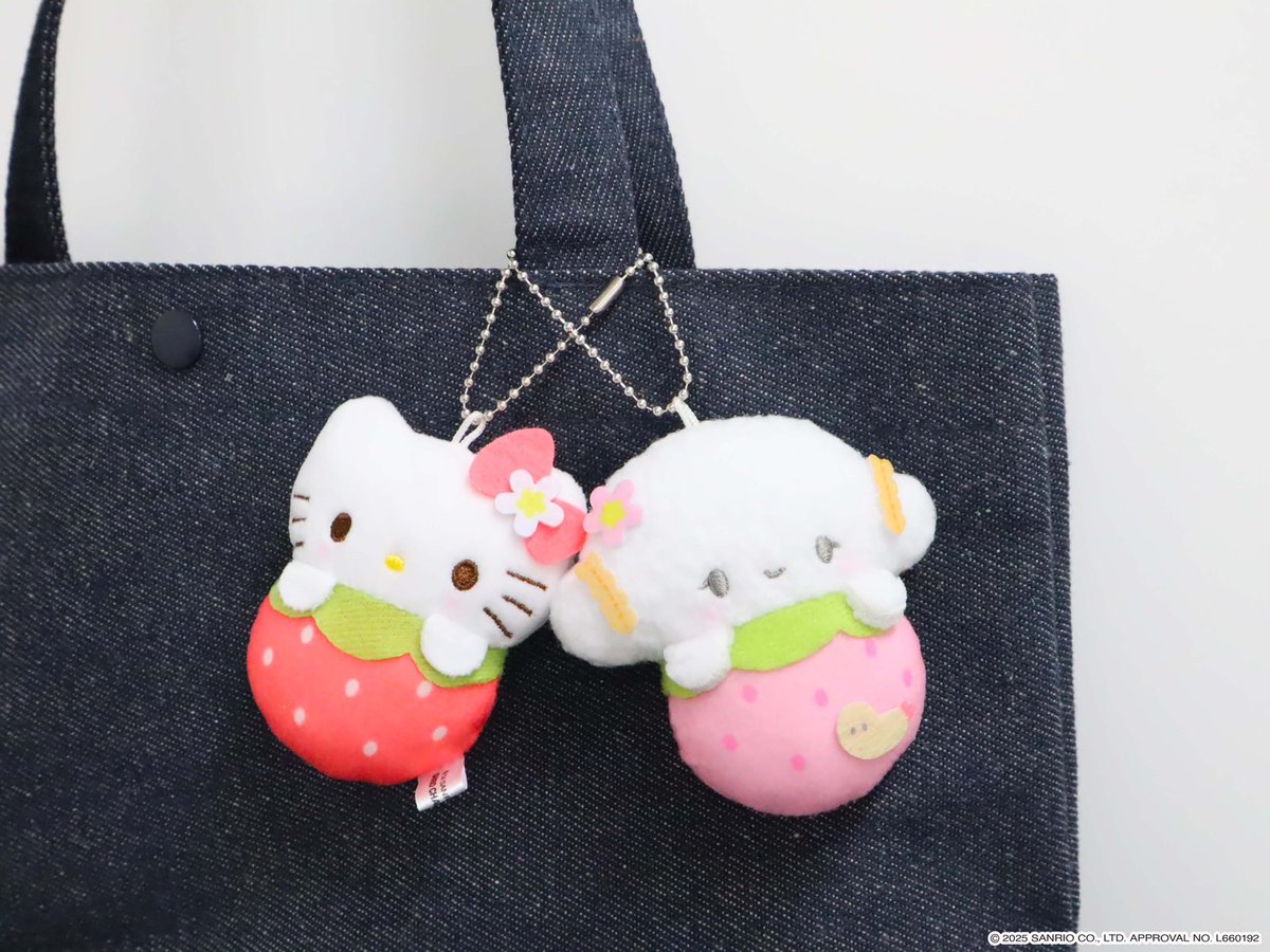 🍓8月発売商品🍓／ サンリオキャラクターズ いちごおくるみマスコット