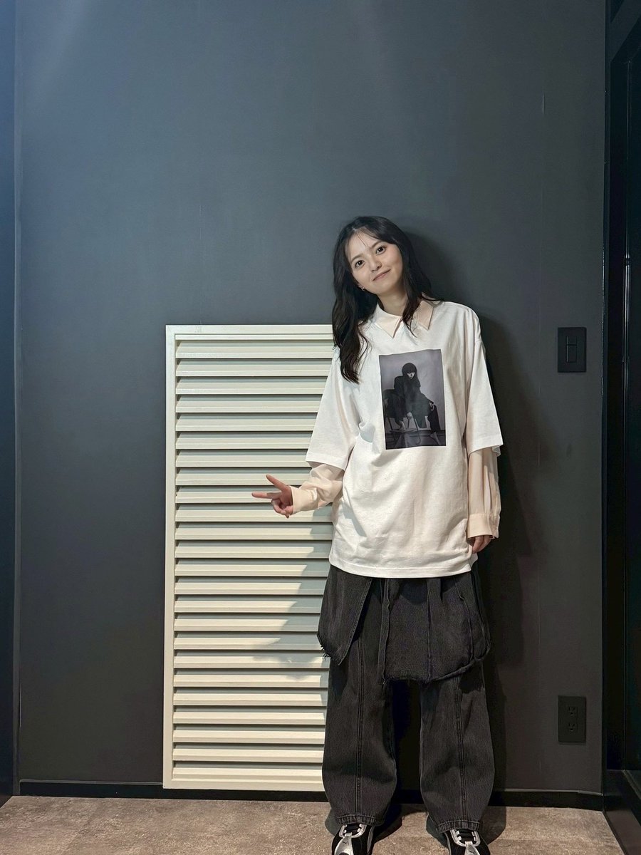 飛鳥さんにTシャツを着てもらいました‼️ サイズ感わかりますか