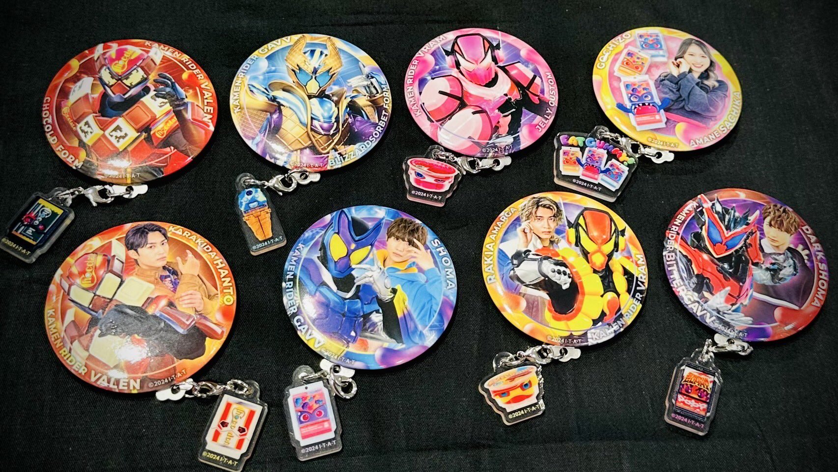 劇場版 仮面ライダーガヴ ラキア ヴラム 缶バッジ14個 他計22点セット