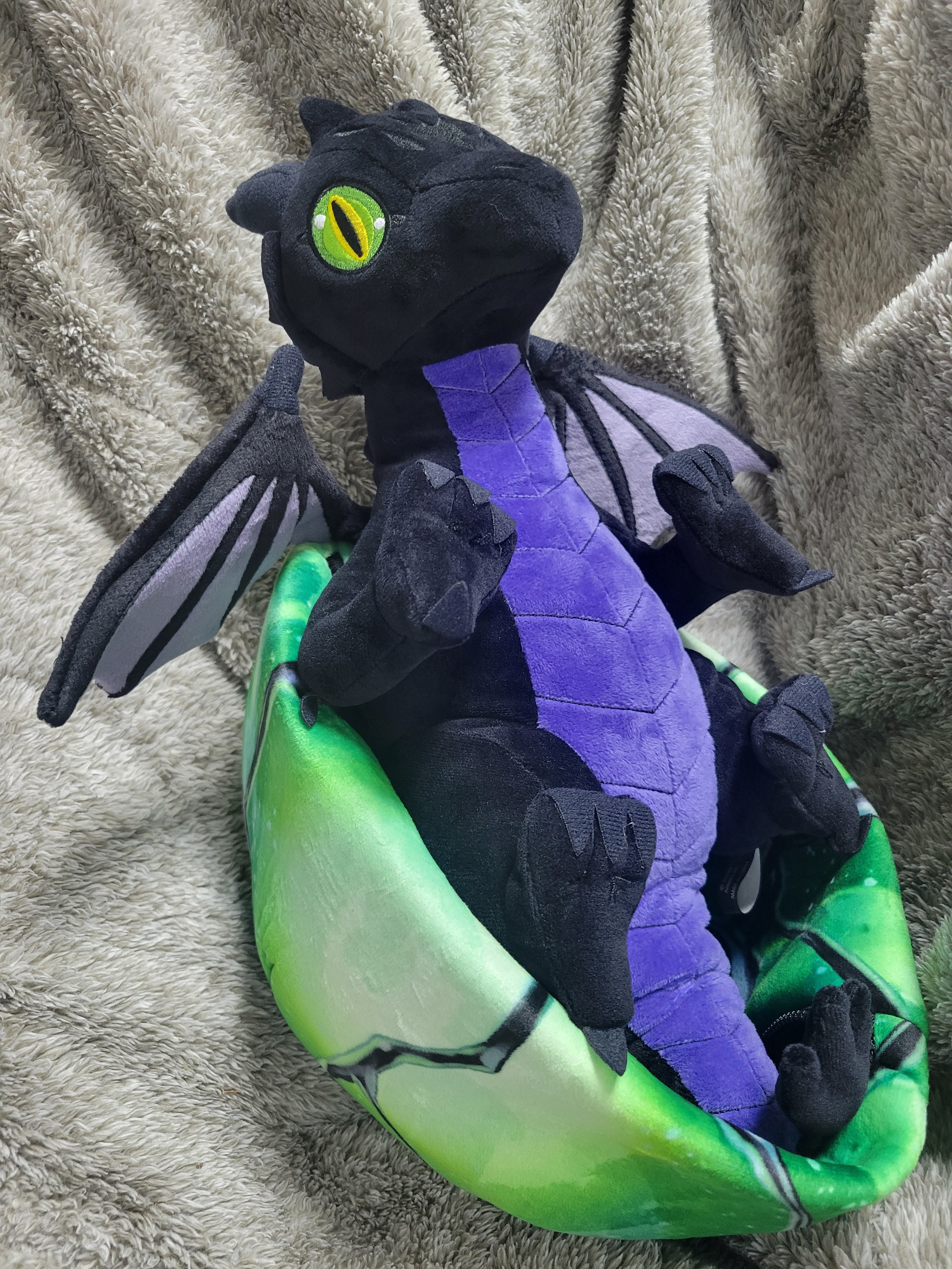 マレウスの抱っこぬいぐるみ(幼体ver.) /ツイステ アニプレックス