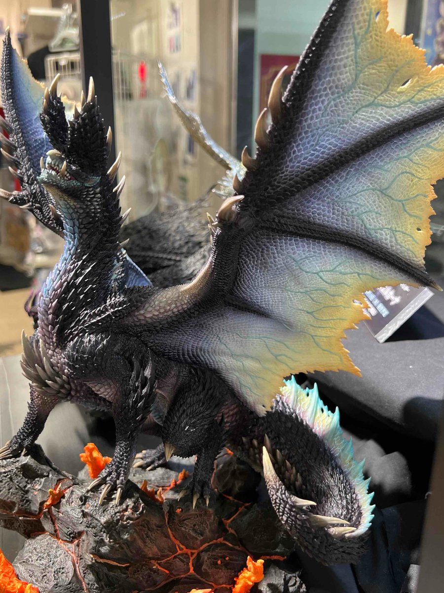 ミラボレアス アルバトリオン クリエイターズモデル フィギュア アルバ