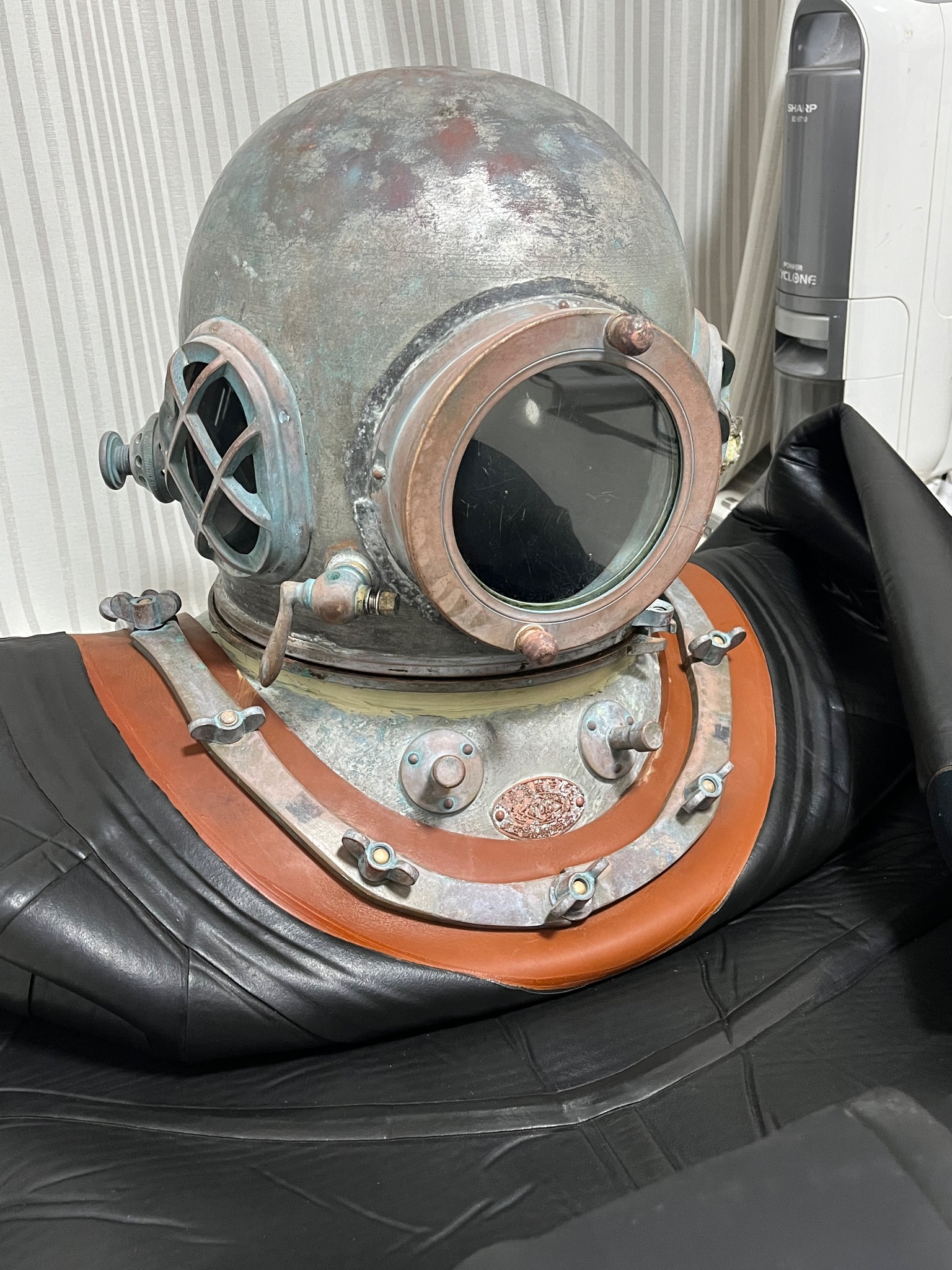 潜水ヘルメット