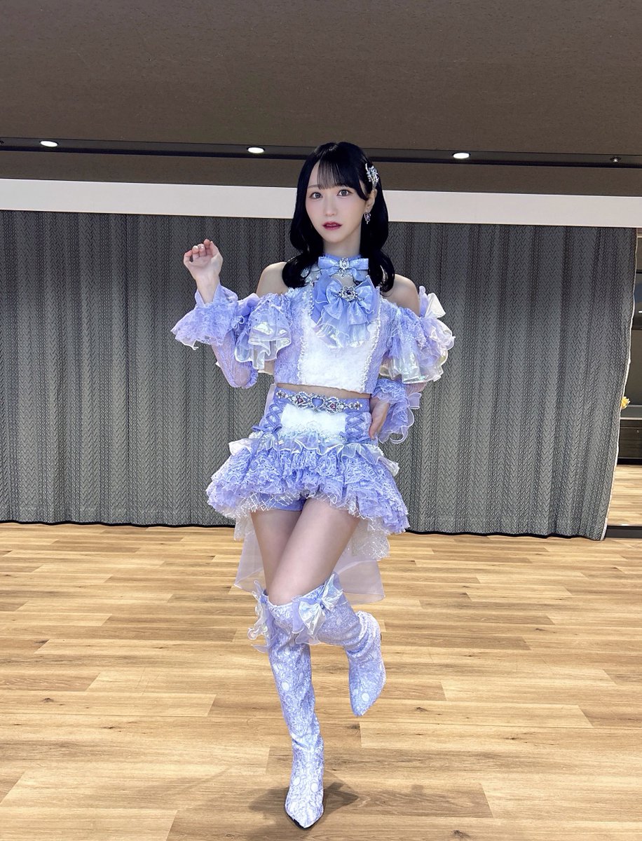 野口衣織 猫衣装 直筆 野口衣織 7周年 猫衣装 ヨリ 直筆 LOVE イコラブ