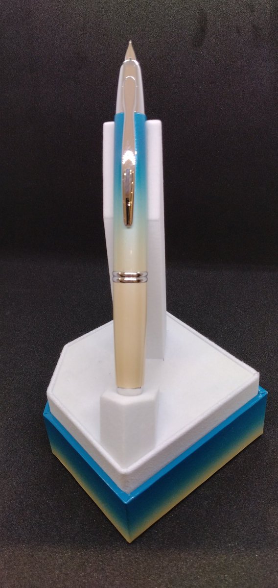 1F高級筆記具売場】 ＃パイロット🇯🇵 ＃キャップレス万年筆🖋️ 2024