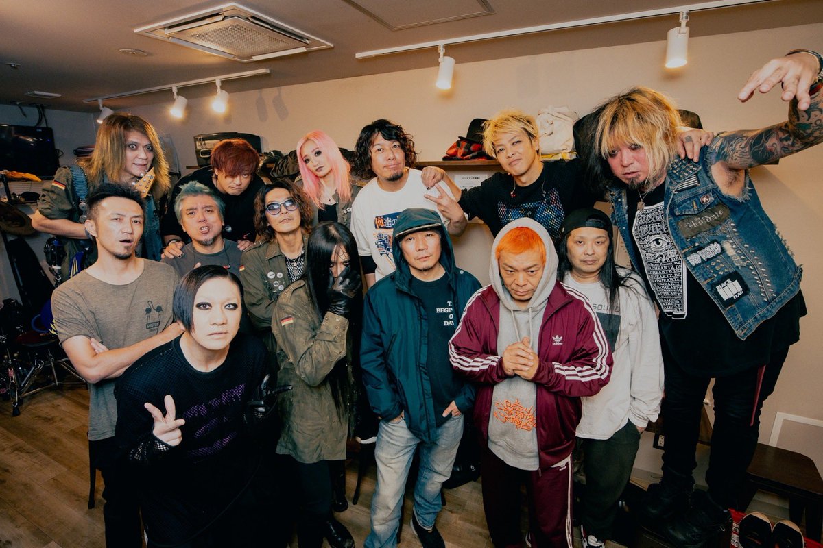 ご本人着用私物 サイン入り ROTTENGRAFFTY 侑威地 ゼファレン ご本人