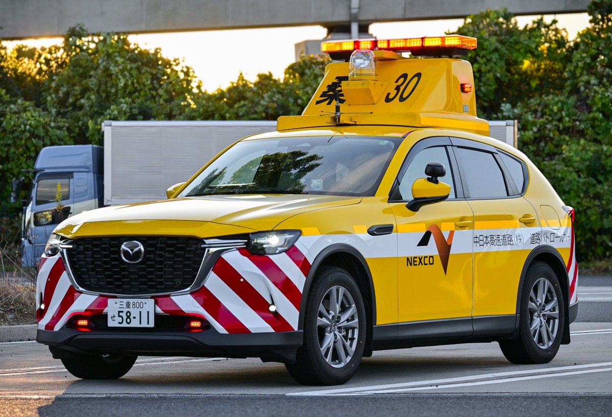 NEXCO中日本 ハイウェイパトロール名古屋 桑名基地 道路パトロールカー
