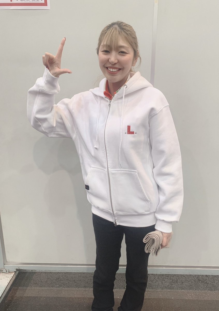 大人気L-styleパーカー✨ 藤野裕加里選手はBIG L LOGOパーカーの