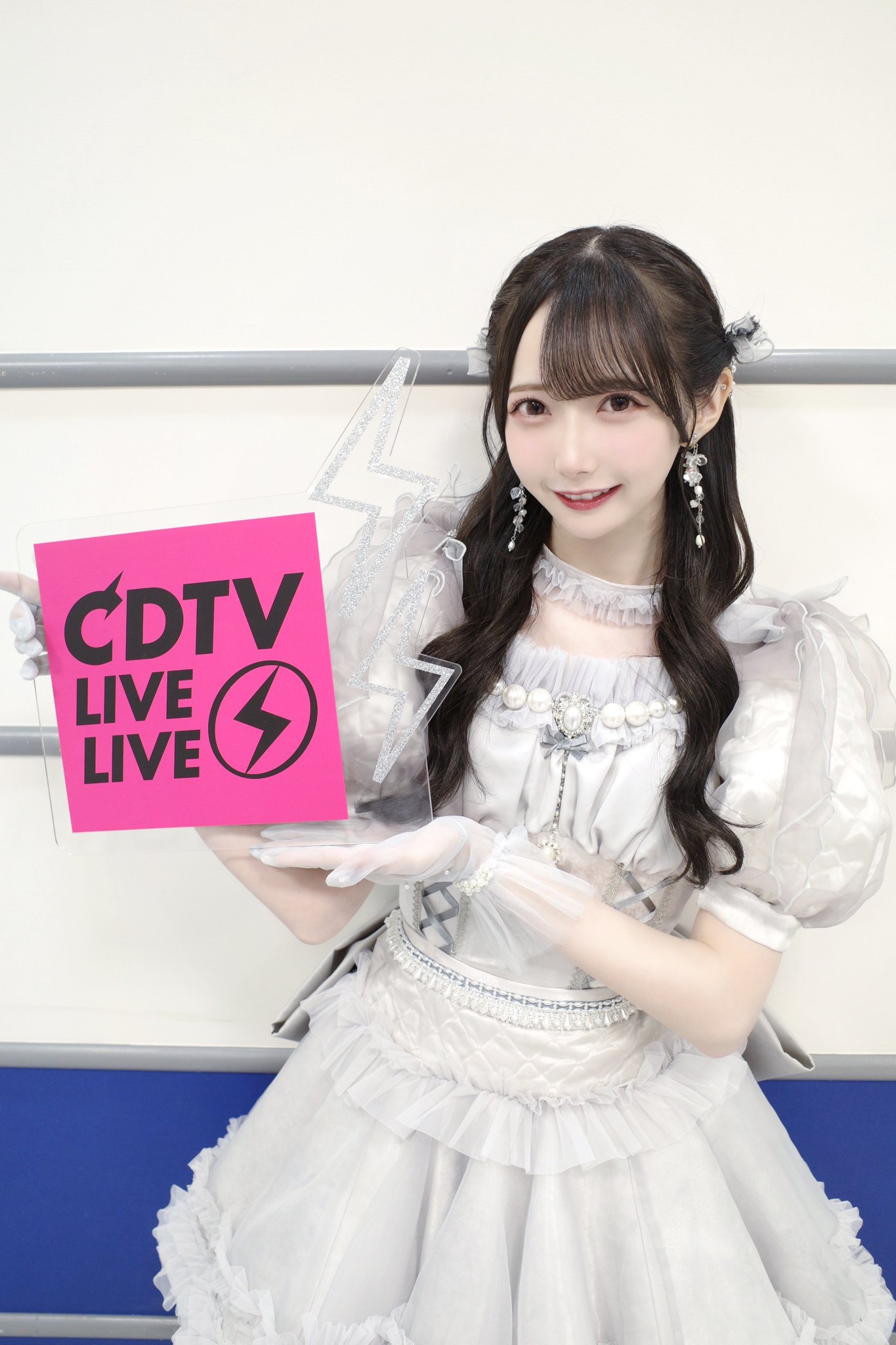 谷崎早耶 直筆 はにかみショート チュウ ≠ME ノイミー 谷崎早耶 生