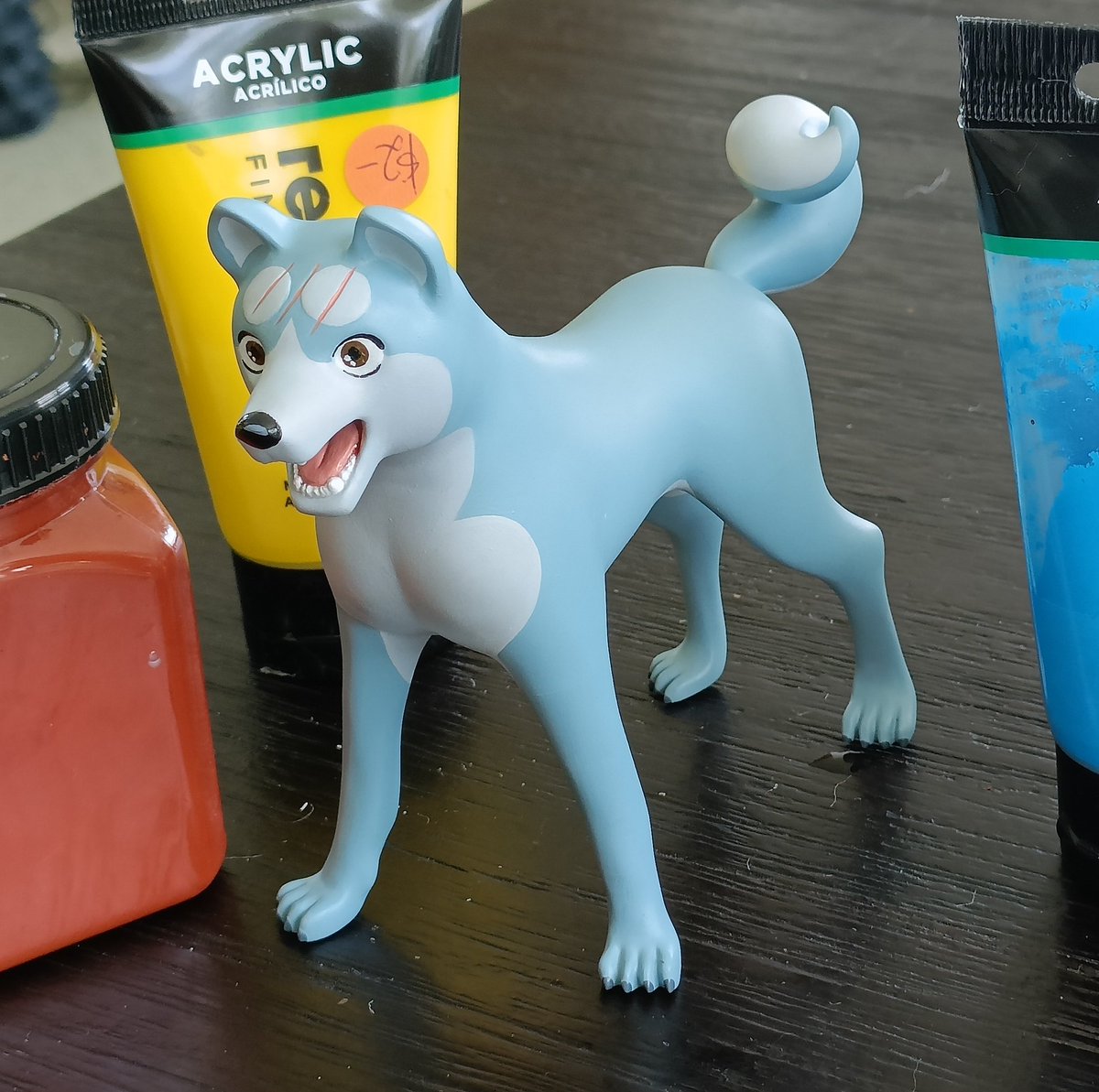 I finally finished painting!! I went for the anime design. Maybe