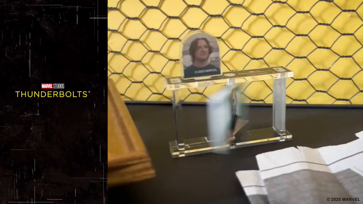 東京コミコン限定】 サンダーボルツ バッキー ジュエリー缶バッジ 5個