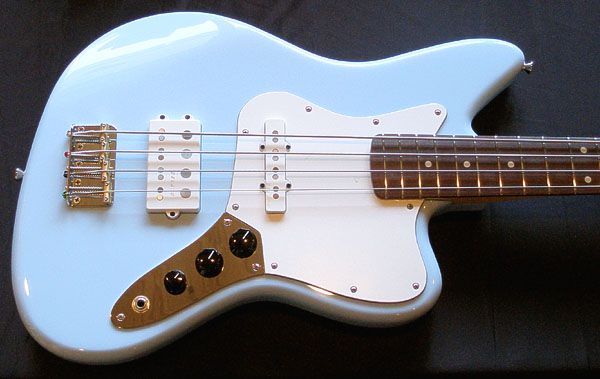 限定4本中の3本のPsychomaster Bassが完成〜ッ！ : Psychederhythm-Blog