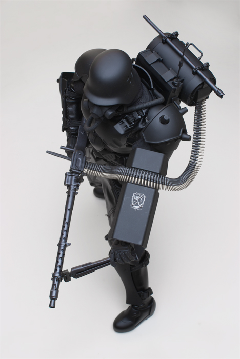 フィギュア プロテクトギア・小白丸忠一 首都警特機隊突入隊員(92式