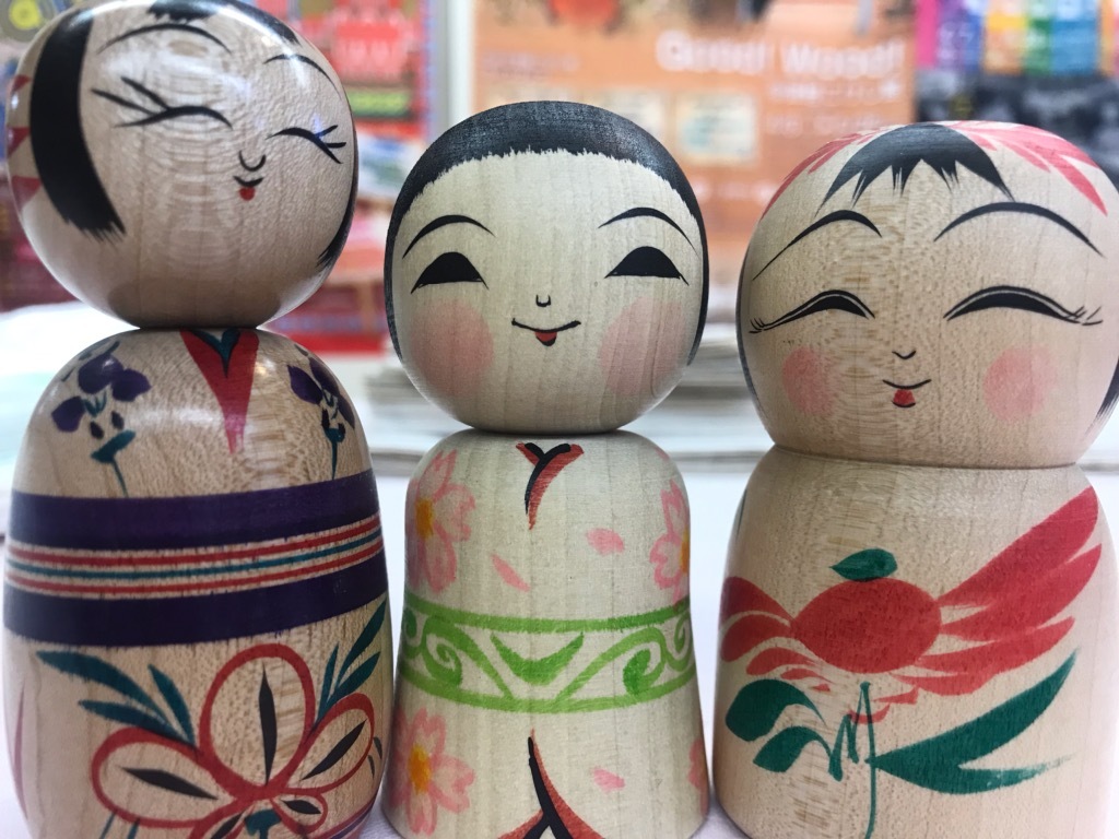 4月13日 えがおのわ : こけし絵日記～津軽こけし館で出来るコト～