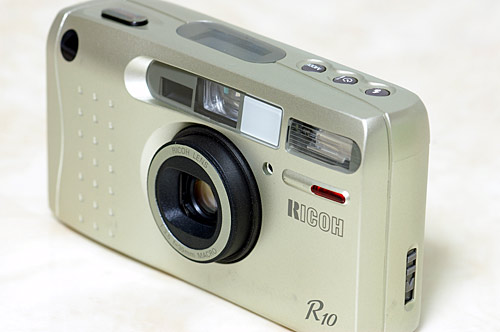 RICOH リコー R10 コンパクトデジタルカメラ リコー RICOH R10 価格