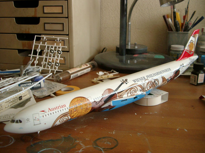 レベル1/144 エアバスA340 オーストリア航空ウイーンフィル特別