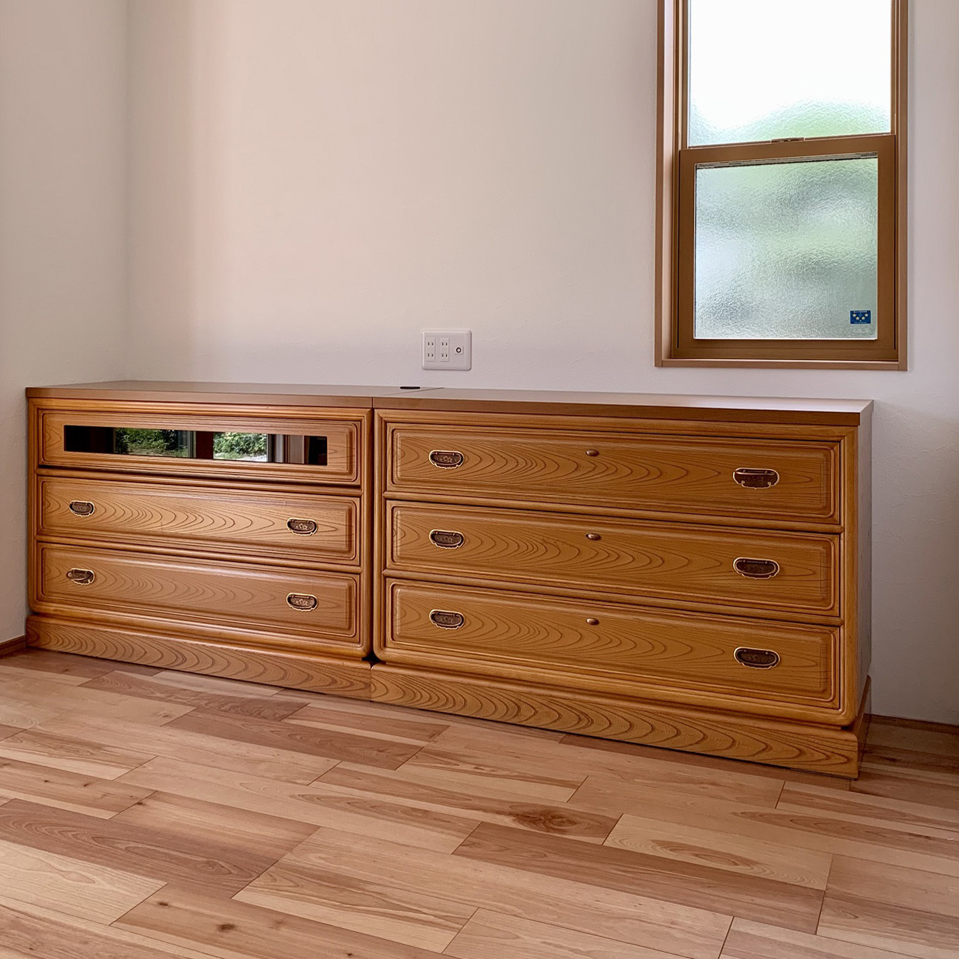 婚礼タンスと座卓のリメイク → サイドボードとダイニングテーブルへ