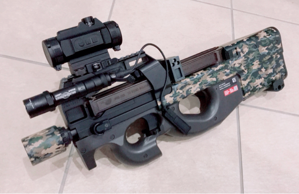 カスタムしている東京マルイP90を室内フィールドで試してみる 減速