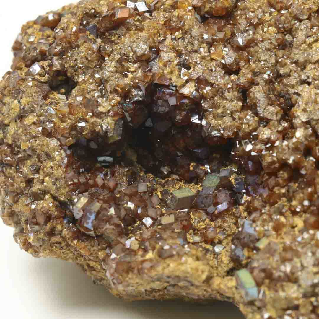 奈良県産レインボーガーネット原石 - 石の音ブログ