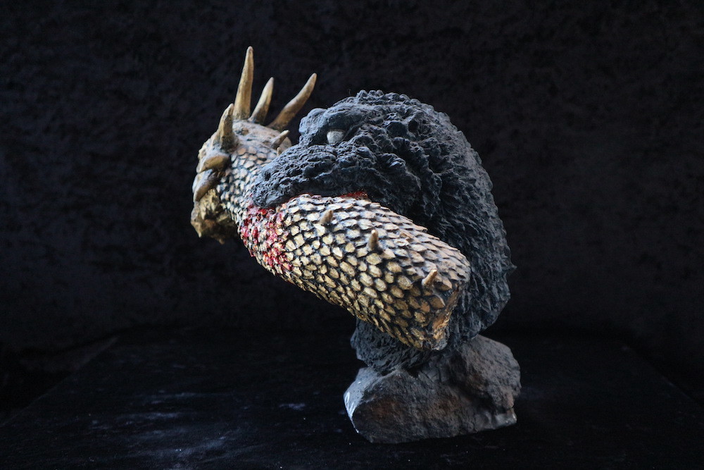 てんつく工芸 総攻撃ゴジラ胸像 オマケ付き レジンキット【未開封