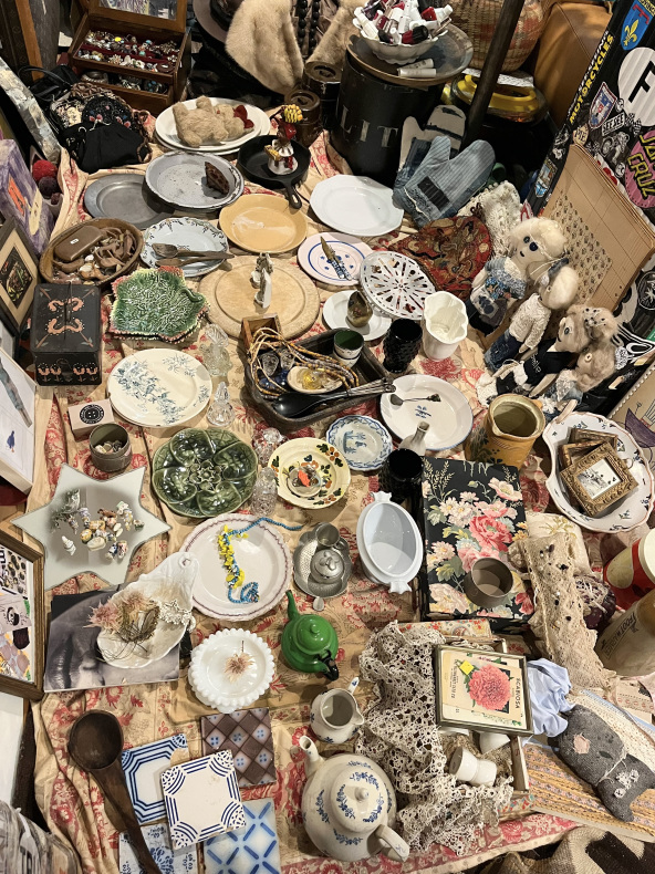 トランク1つで「大江戸骨董市」 : いわおの日々ing・・・夢見る頃が