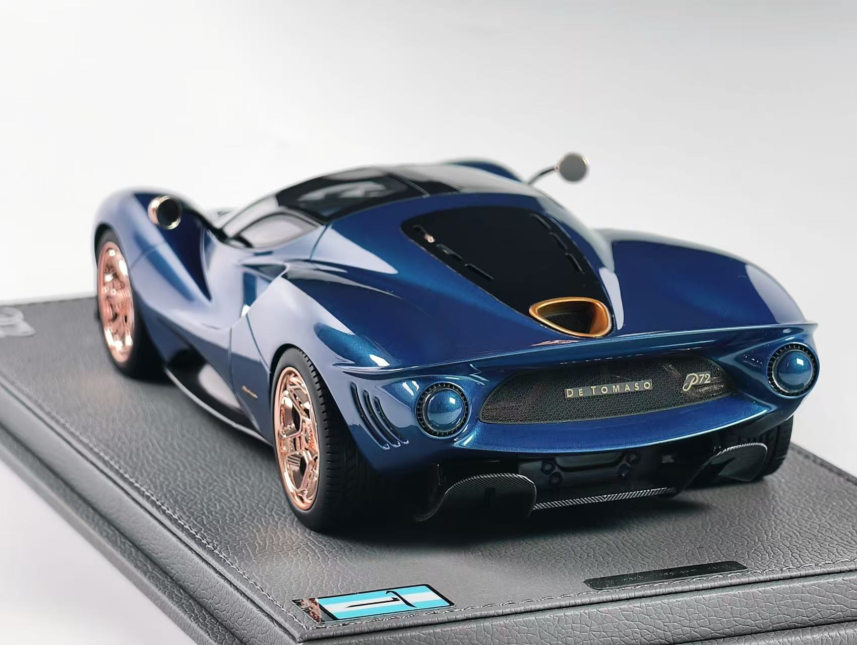 1/18 De Tomaso P72 2024 Blue Metallic | Peako Model