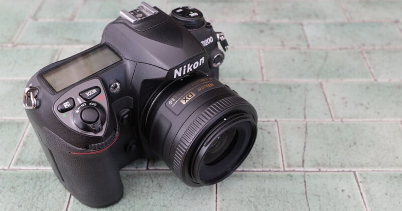 Nearly 20 Years Later, the Nikon D200's 10MP CCD Sensor Still