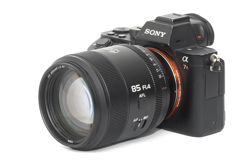 SIRUI Aurora 85mm F1.4 単焦点 Zマウント用 Review: Sirui 85mm 1.4