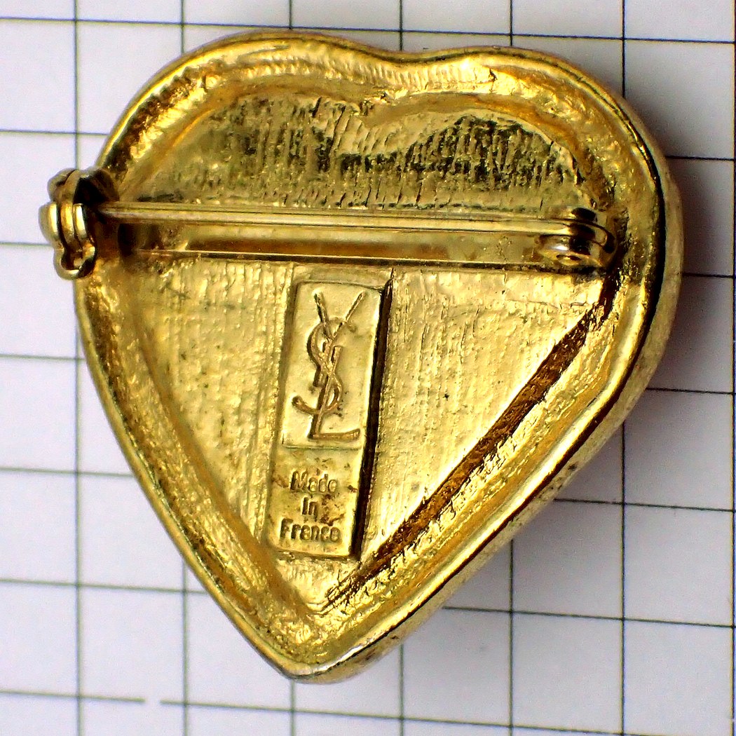 イブサンローラン ブローチ クローバー ハート 【公式通販】