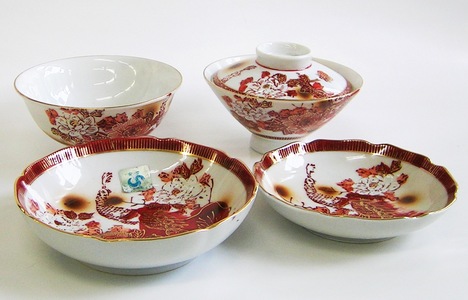 昭和レトロ 九谷焼 食器揃い4点セット 赤絵 牡丹に孔雀【通販 嫁入り