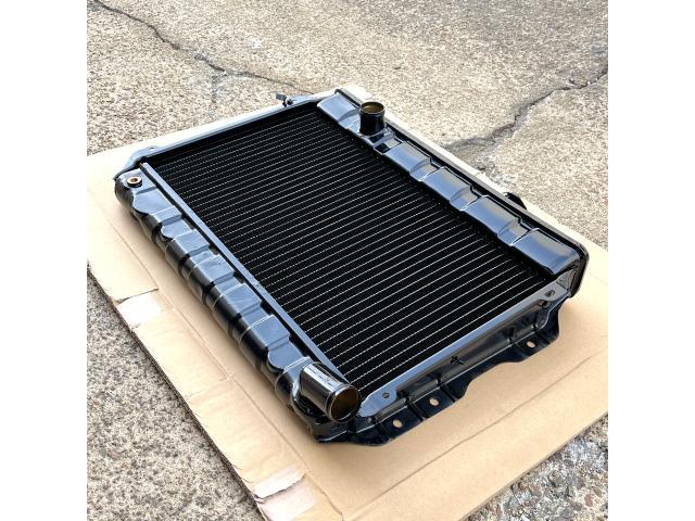 510系 ブルーバード ダットサン ラジエーター MT用 コア厚52mm