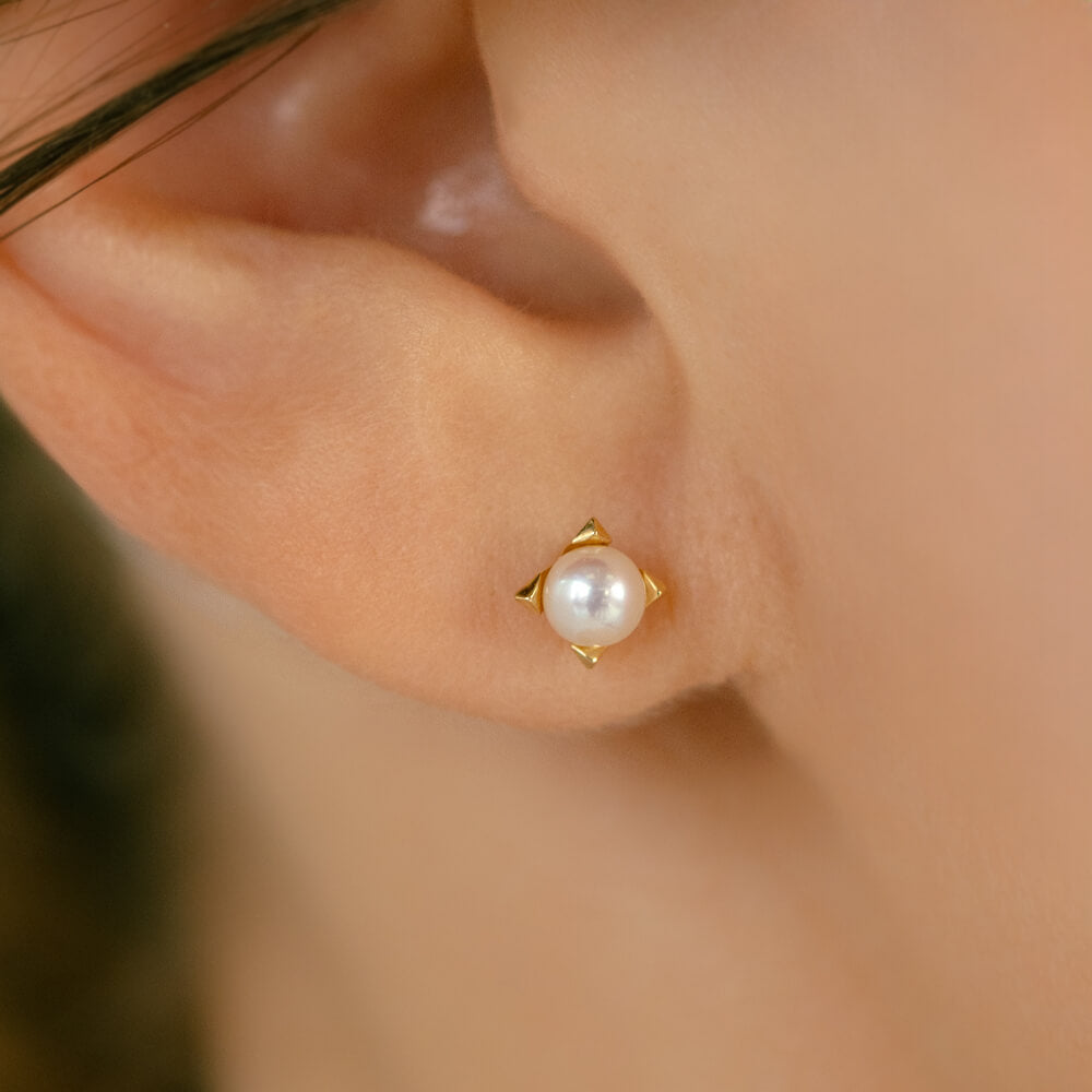 K18 パール ボディピアス │アコヤ真珠 軟骨ピアス – PICOLLET