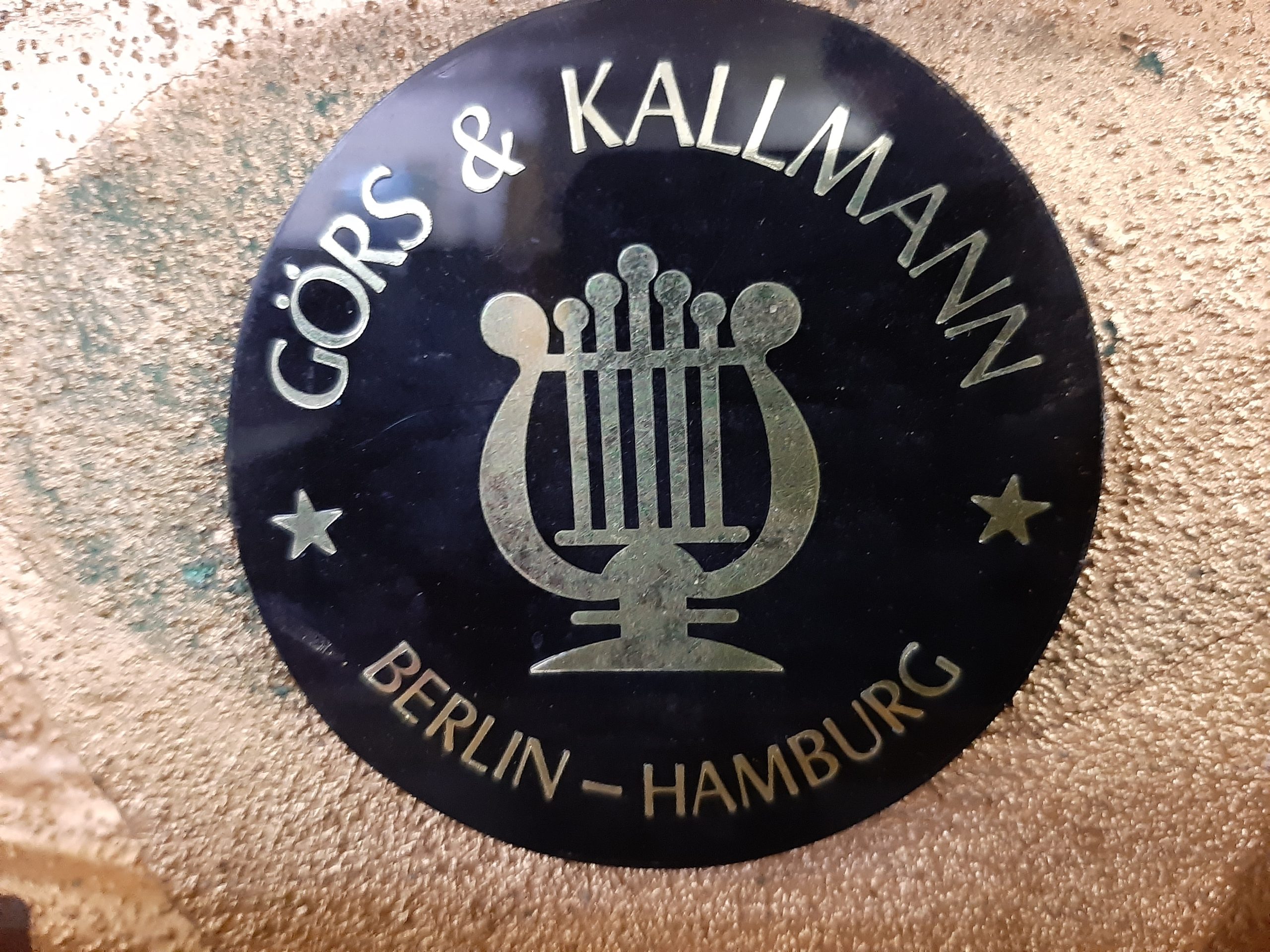 年末セール】Gors:Kallmann DELUXE アップライトピアノ Görs