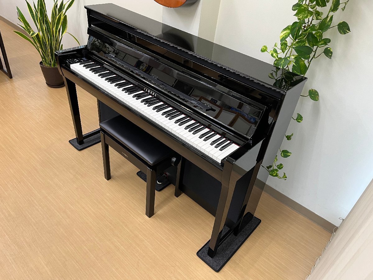 YAMAHA クラビノーバCLP685鏡面仕上げ椅子付き 美品です。 ヤマハ