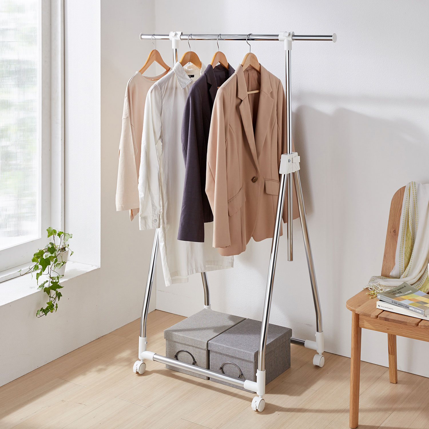 キャスター付き折り畳み式コンパクトハンガーラック（ハンガーラック