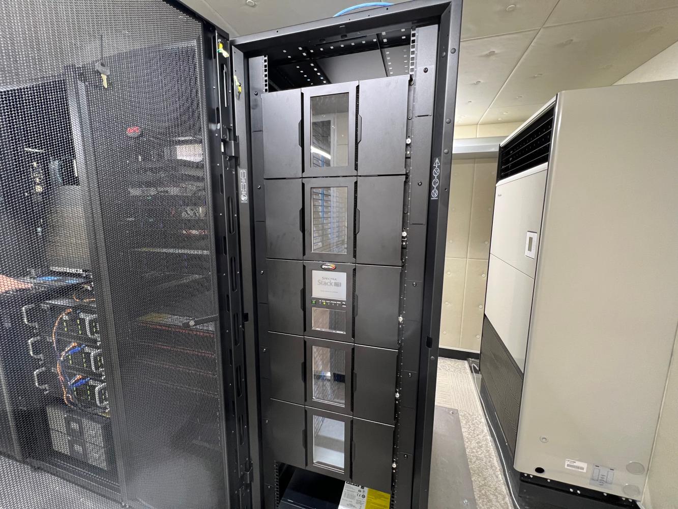 計算機紹介 | 国立がん研究センター 東病院