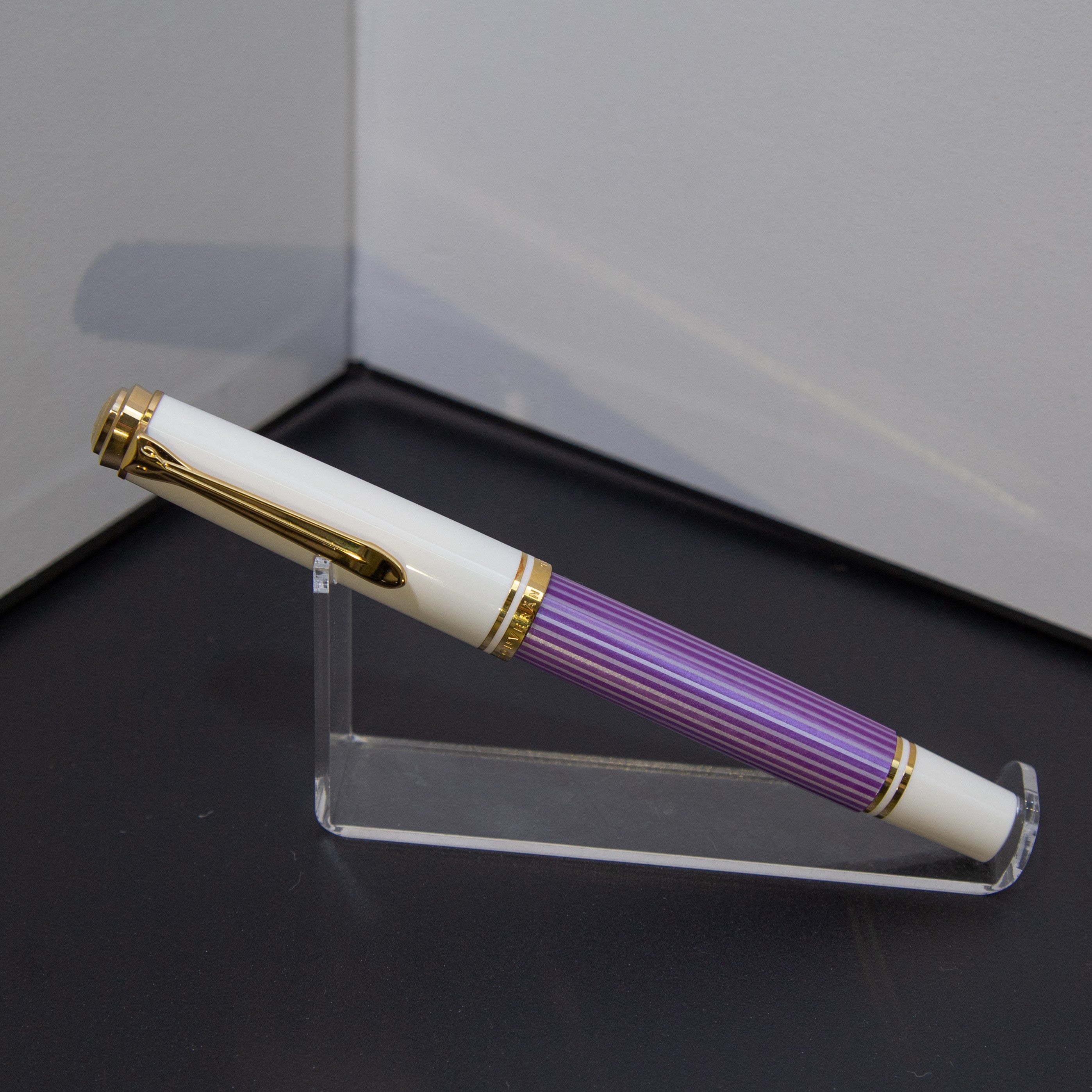 Pelikan ペリカン 万年筆 特別生産品 スーベレーン600 イオレット