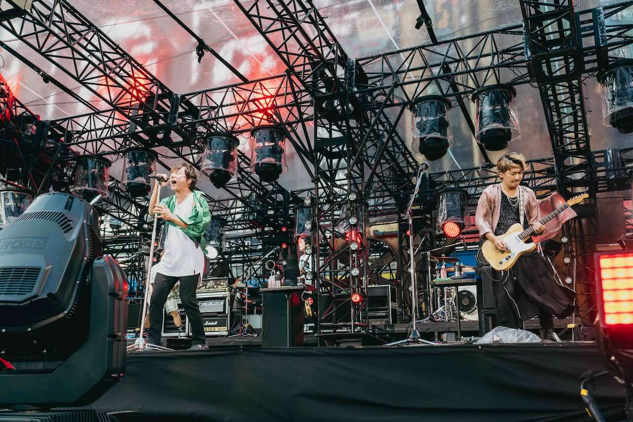 ポルノグラフィティ/因島・横浜ロマンスポルノ'24～解放区～ B'z