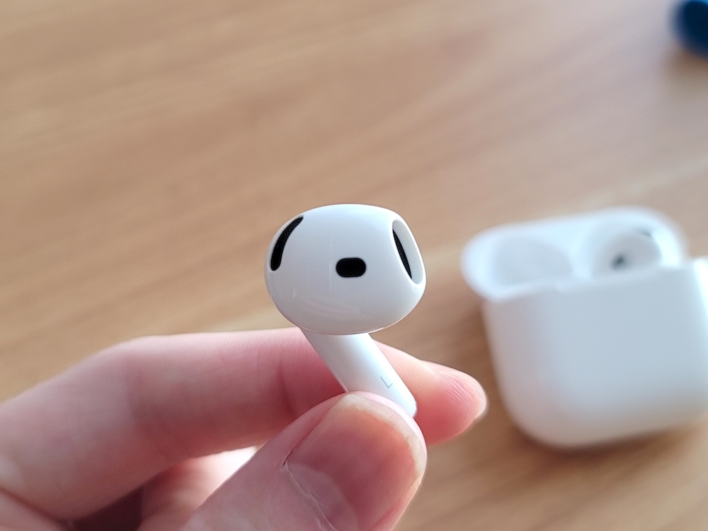 Apple AirPods 第4世代 ANC 右耳のみ AirPods 第4世代 エアポッズ第四