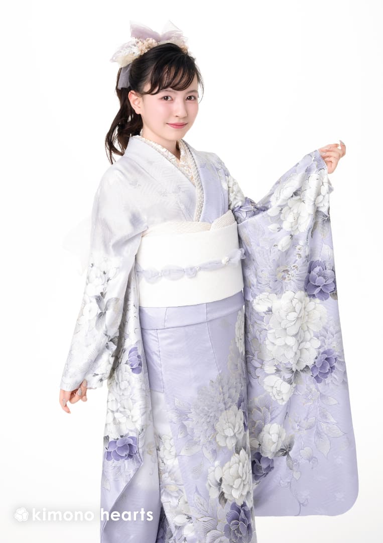 ロマンティックガーリー】KH-571｜淡い紫色と白が優美な牡丹柄の振袖を
