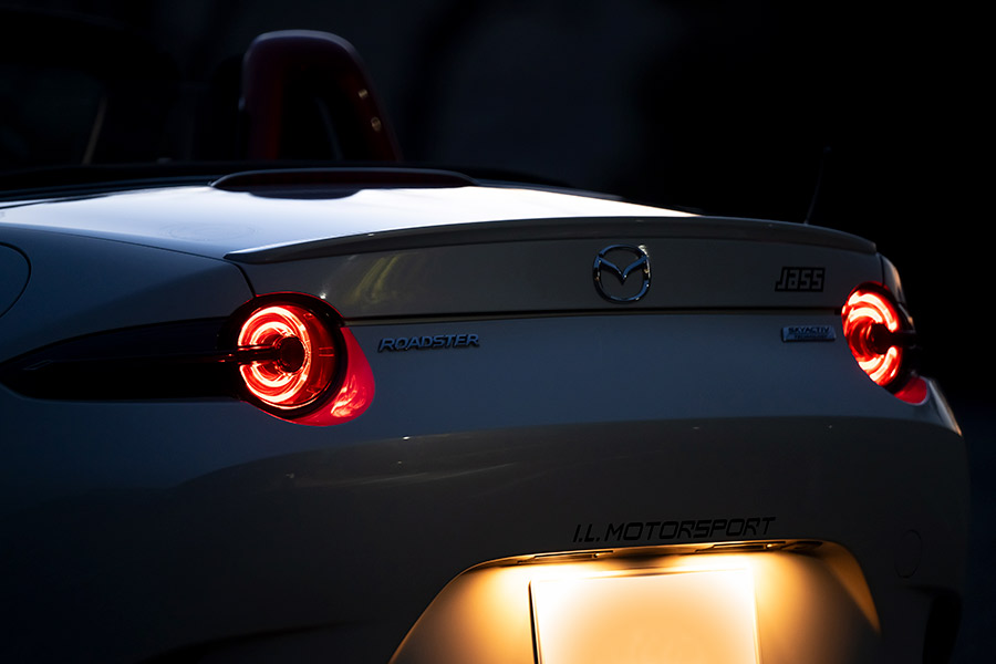 I.L. モータースポーツ】ND5RC/NDERC用LEDテールライト”ダーク”販売中