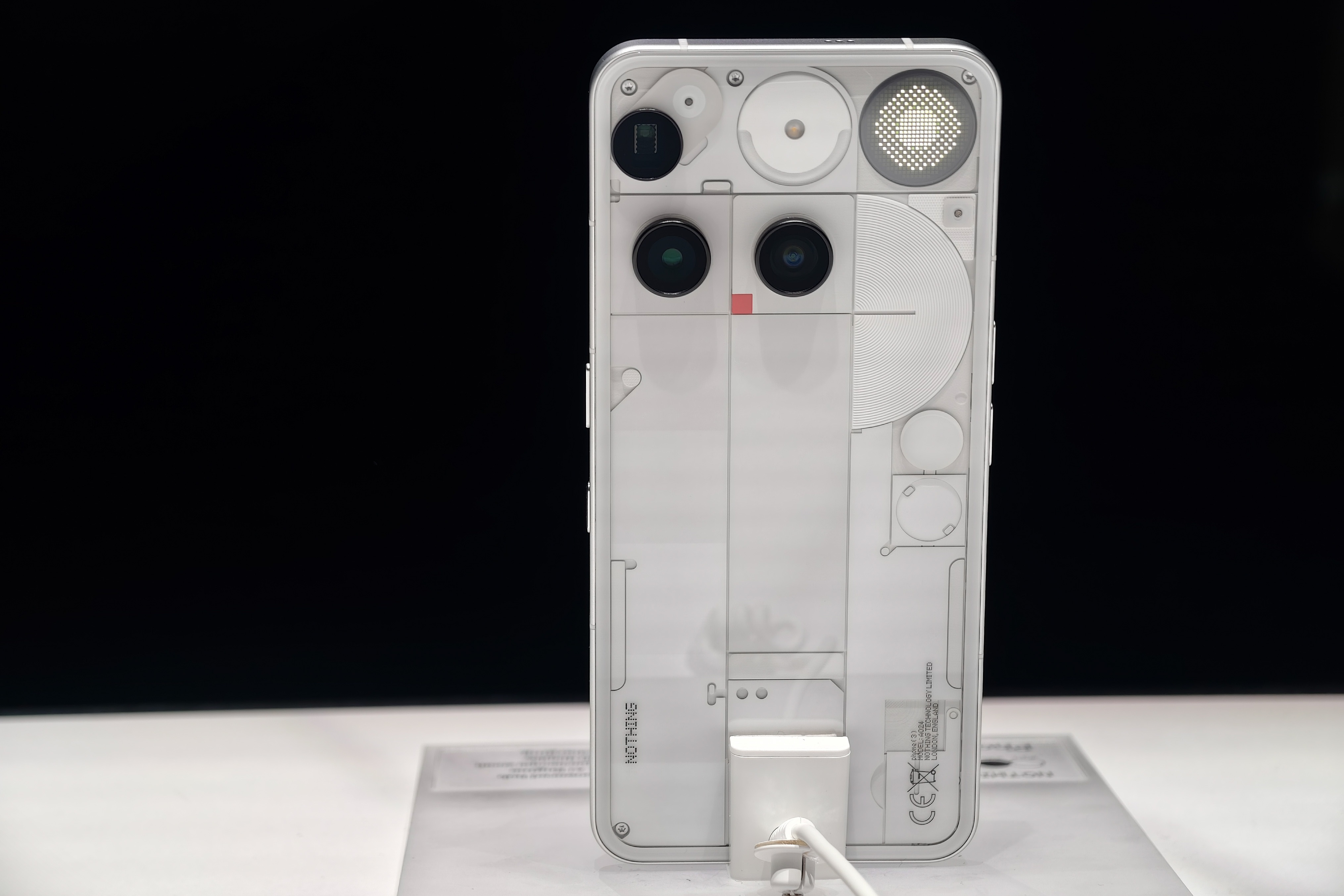 Nothing's 'first true flagship' phone plays it a little safe | The