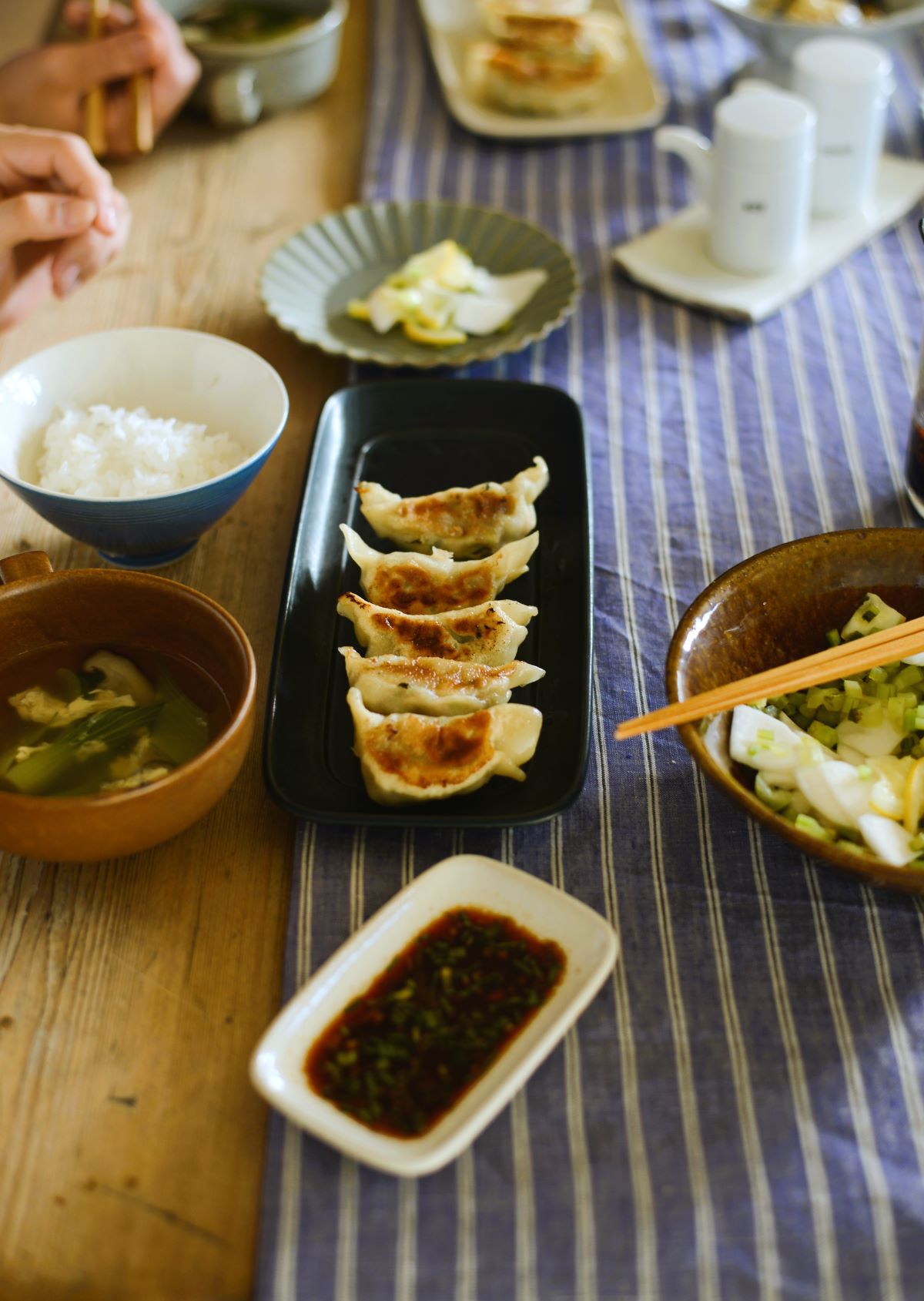 料理で探す :: 餃子 :: エッセン 長角皿L - マルミツウェブストア