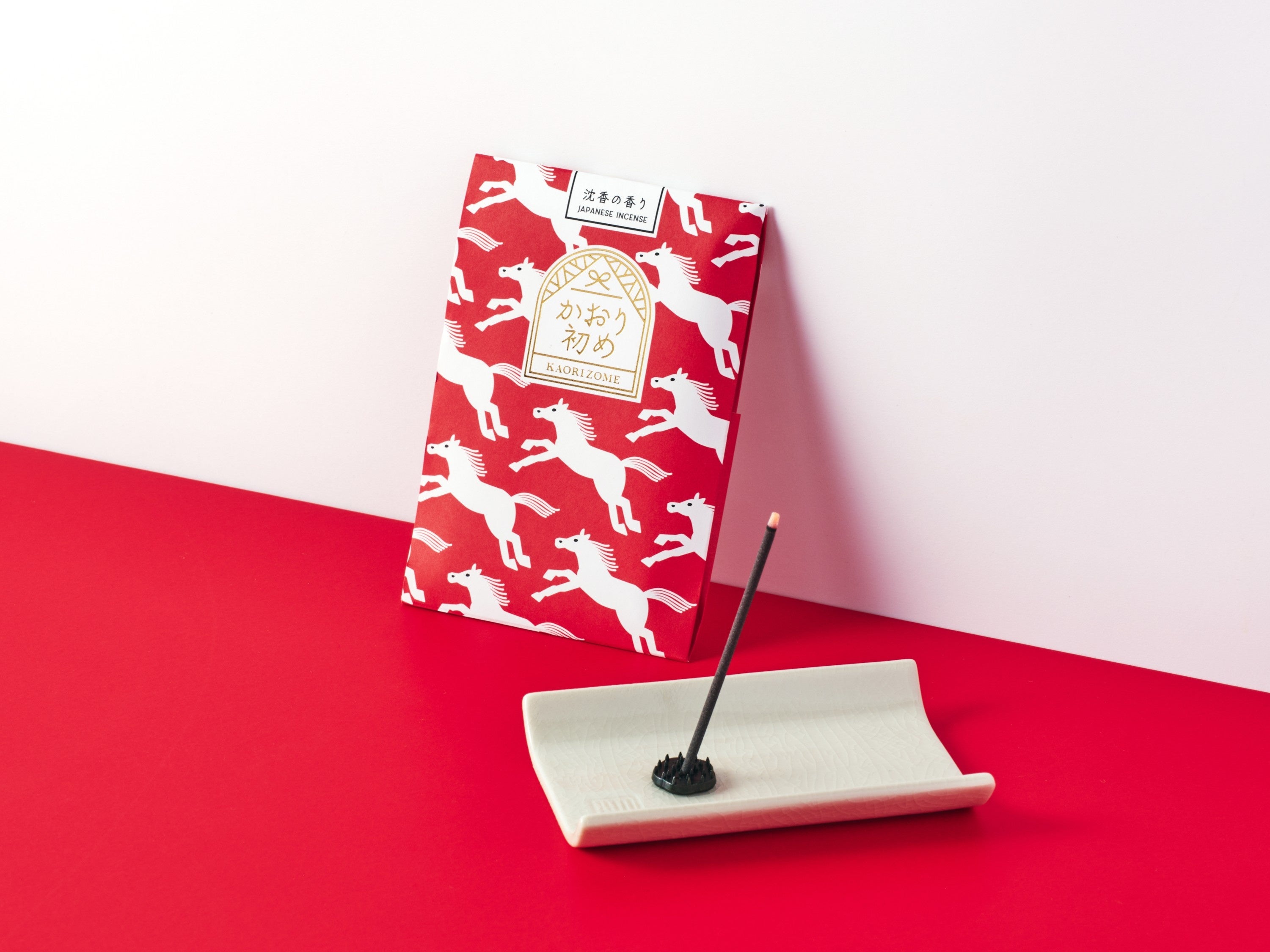 日本香堂、2026年干支「午」モチーフの限定お香セット3商品を発売